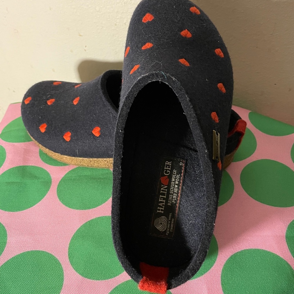 Haflinger Women's Navy and Red Heart Mules